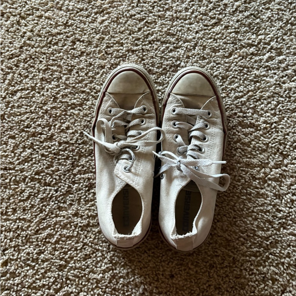 White converse